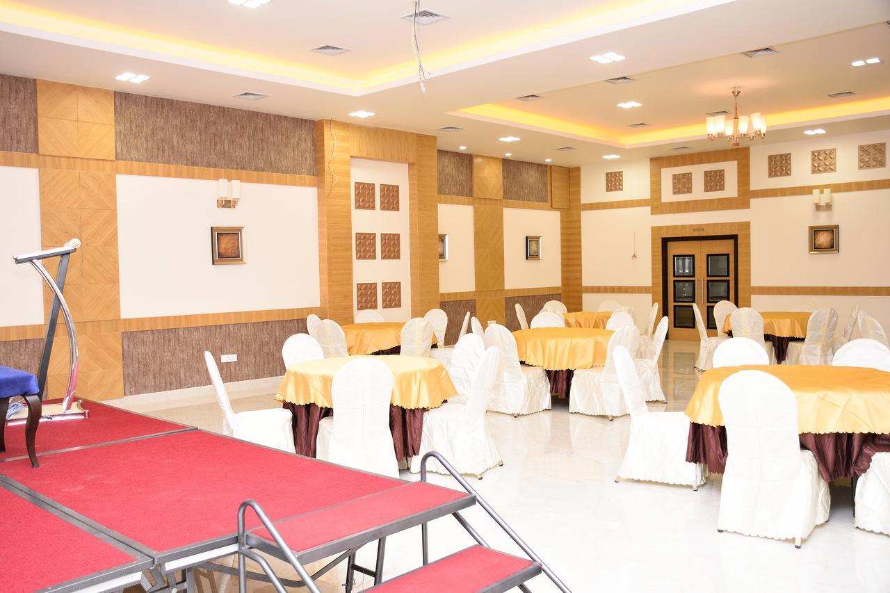 Hotel Laya Inn Ariyalur Buitenkant foto