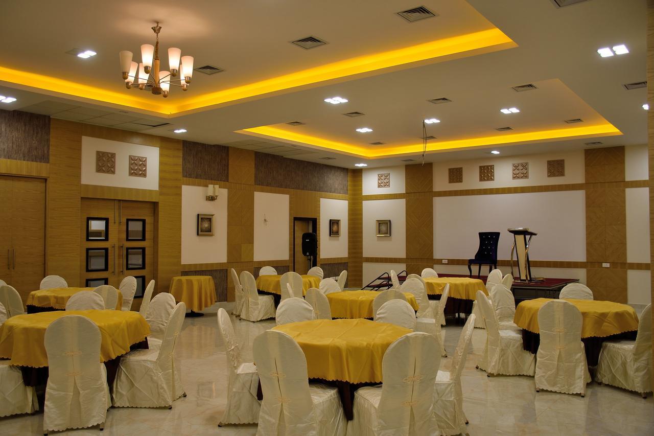 Hotel Laya Inn Ariyalur Buitenkant foto