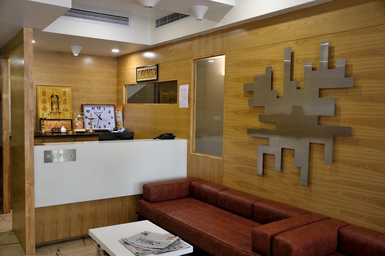 Hotel Laya Inn Ariyalur Buitenkant foto